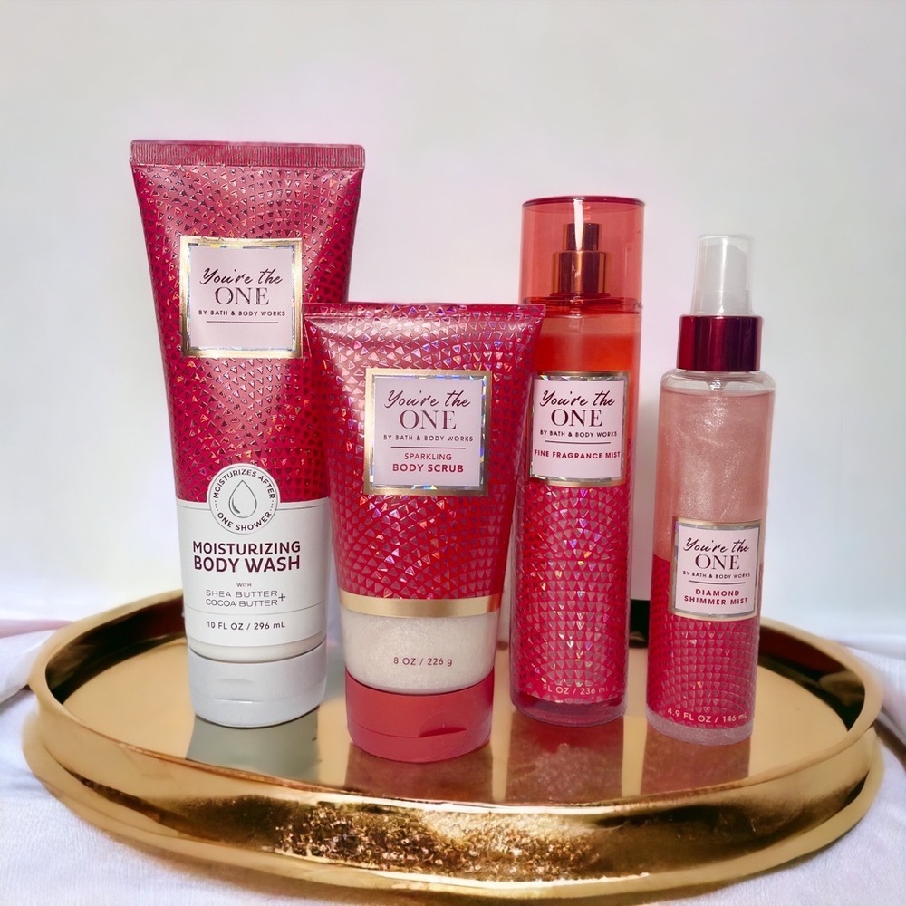 Bath & Body You’re The One Gift Set Body Wash Body Scrub Diamond Shimmer Nwt